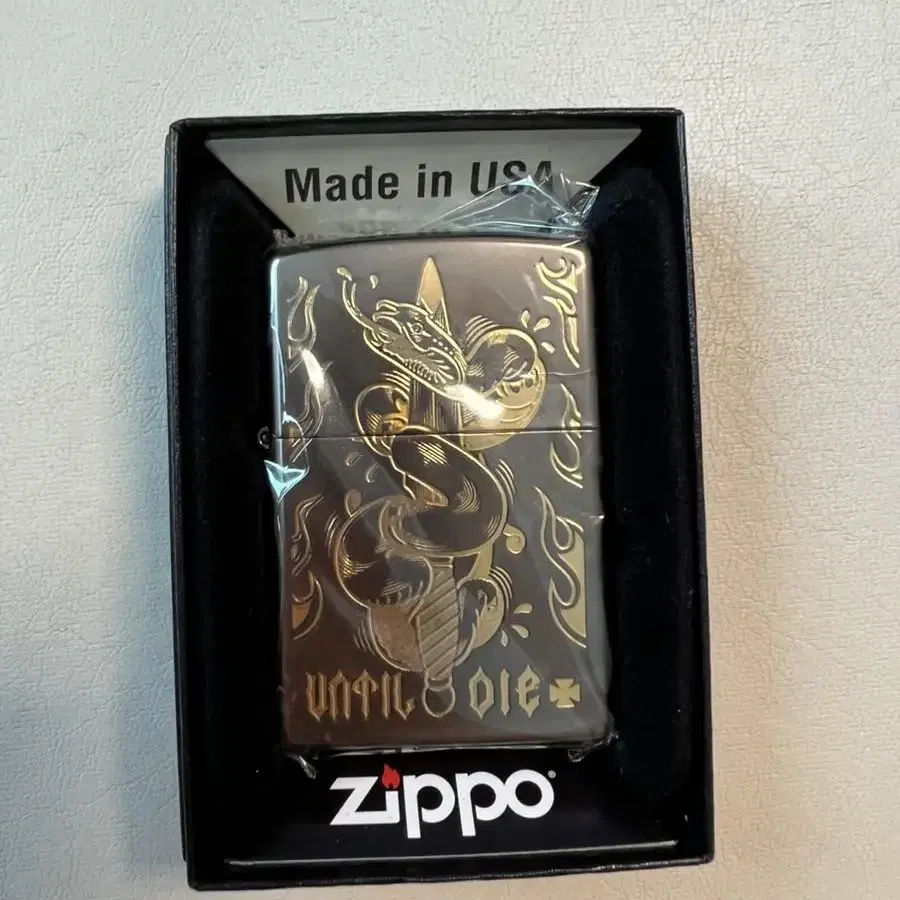 지포라이터 zippo 정품 판매합니다.