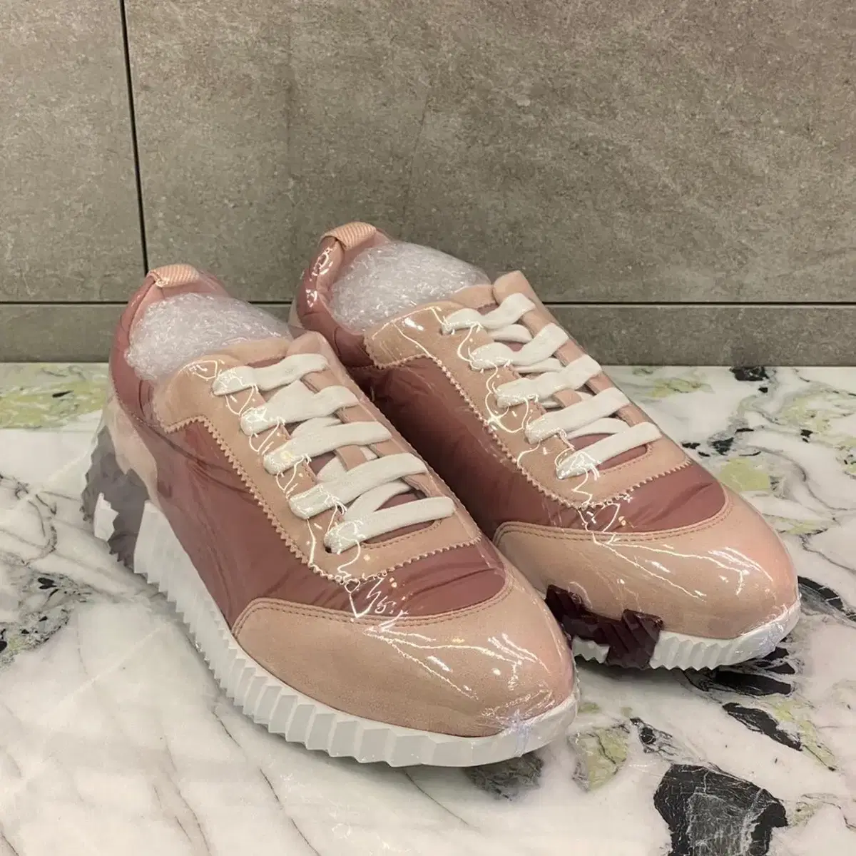 [36.5 Size] Hermès Bouncing Sneakers Rose New in Box