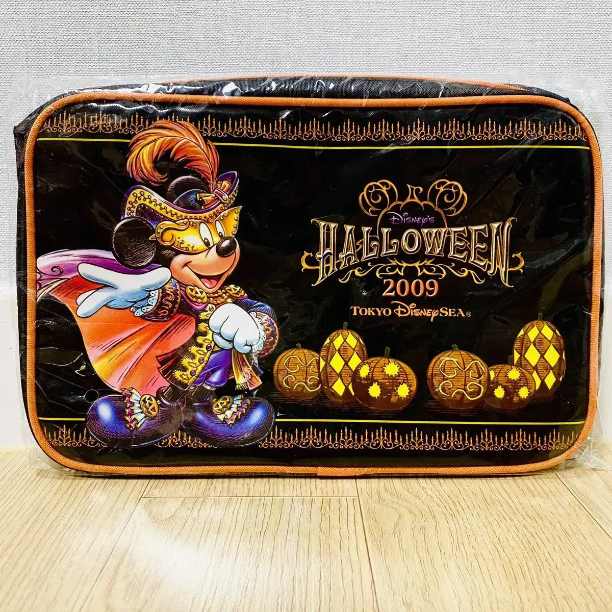 Classic Vintage Disney Halloween Pow Bag Tokyo Disneyland Japan