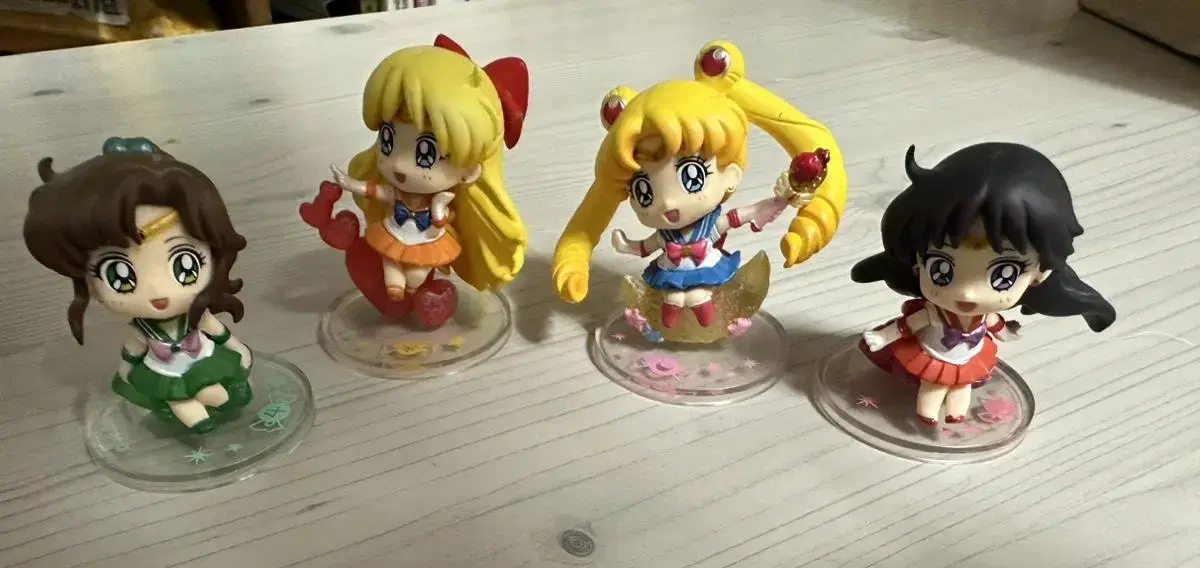 Bulk purchase of Sailor Moon figures