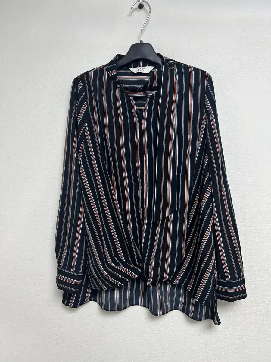 [Cost 18,000 won] Vestibelli Striped Blouse 85(55-66)