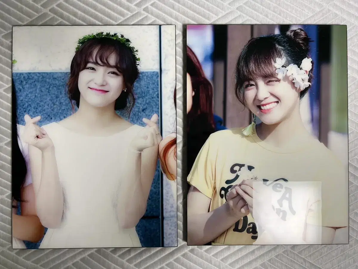 2 framed photos of Kim Sejeong WTS