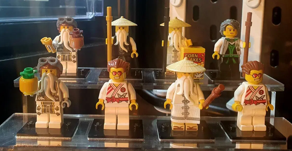 LEGO NINJAGO minifigures