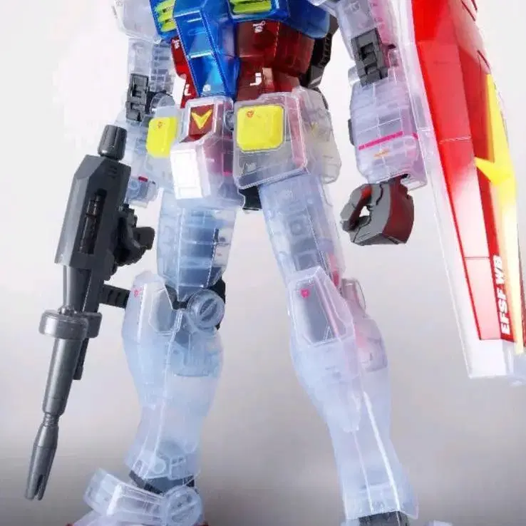 메가사이즈 RX-78-2 퍼스트건담 클리어 컬러 [건담전 한정판]