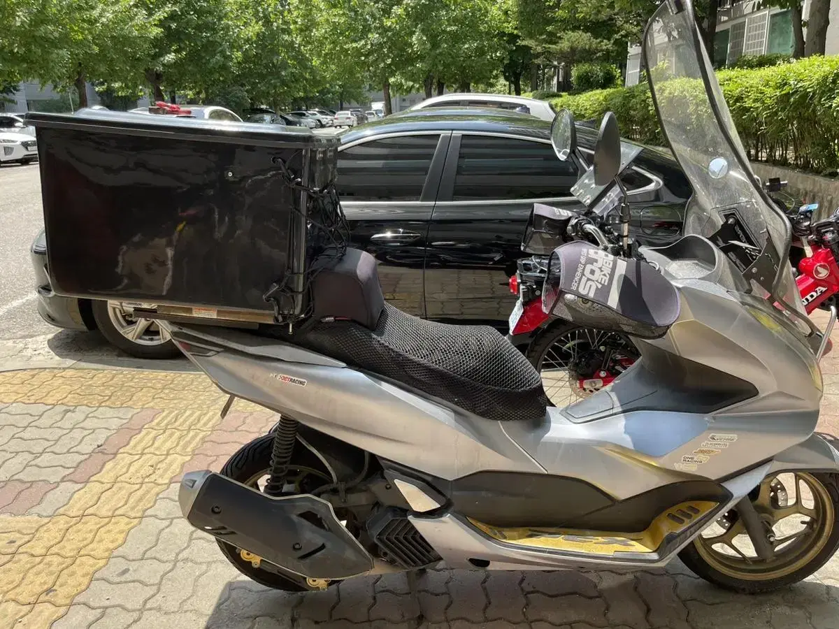 놀이터급처 스쿠터 Honda Pcx 22년식