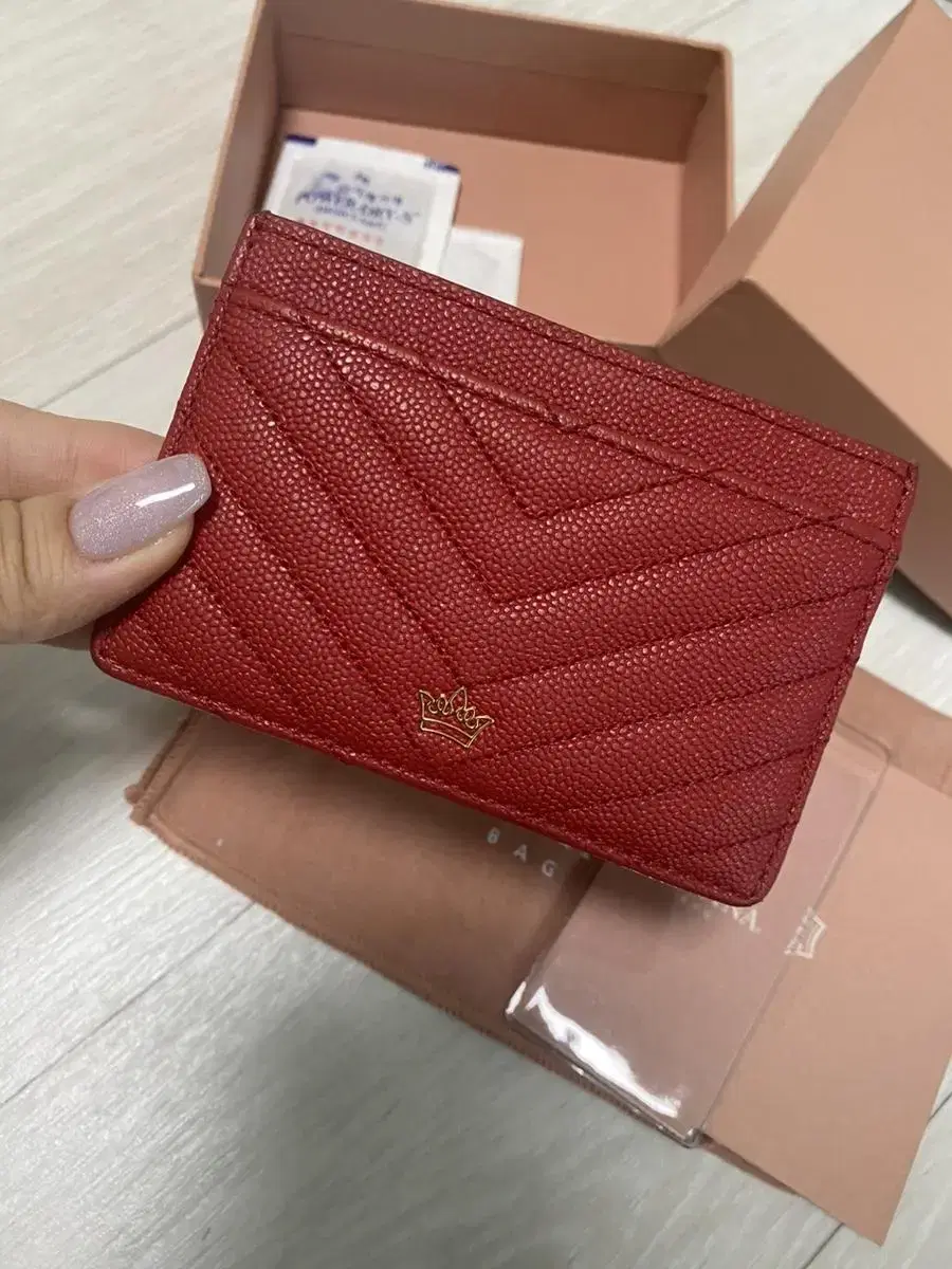 JayEstina Kard Wallet