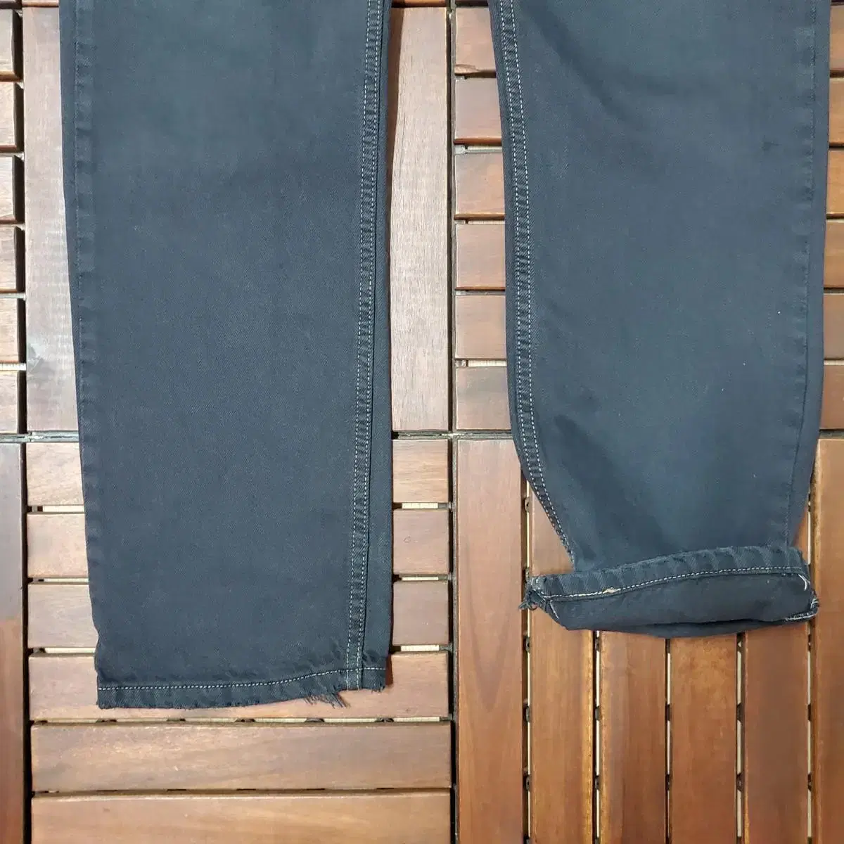 90s Levis 505 (31 inch)