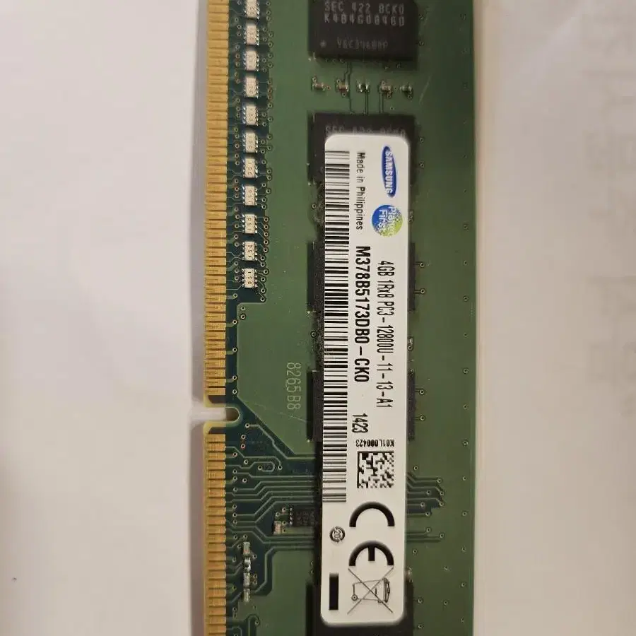 4GB 1RxPC3-12800U