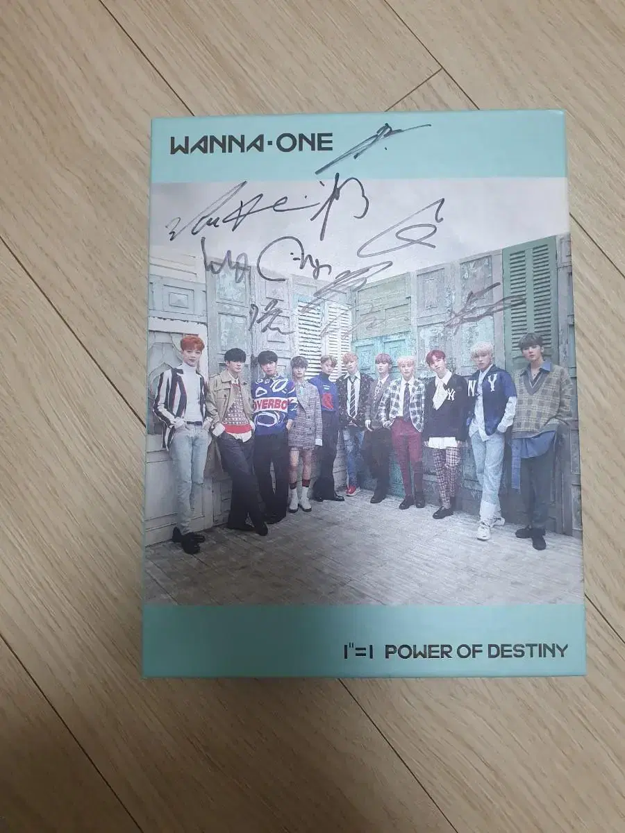 Wanna one POWER OF DESTINY signed album