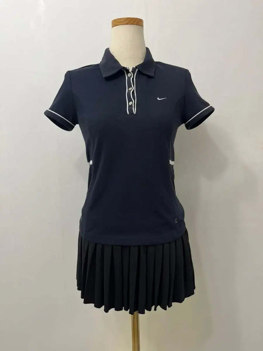 Nike Tennis Court XS Size 80 (Women's Tennis Wear)