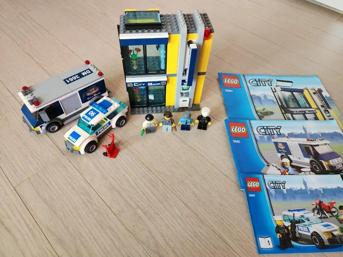 LEGO 3661 Cash Delivery Vehicle