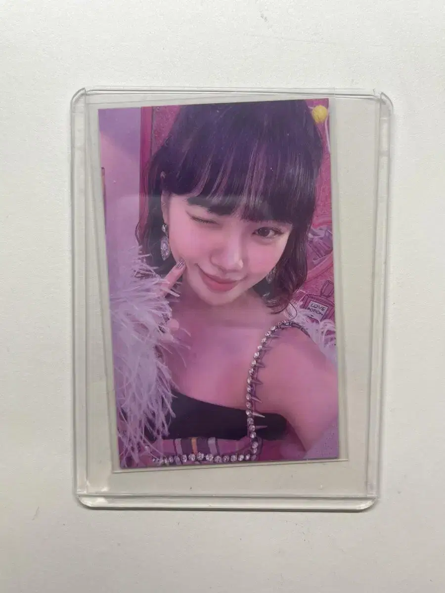 Le sserafim kim chaewon Japan weverse luckydraw ld Photocard