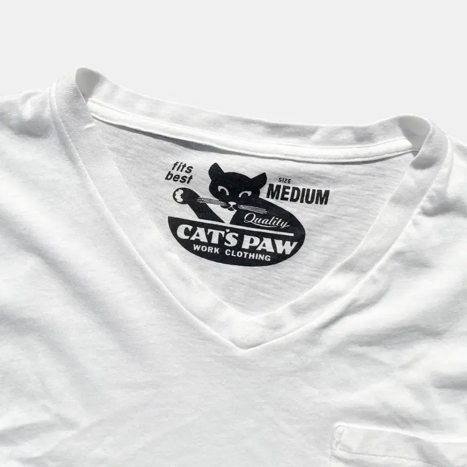 cats paw v-neck t shirts