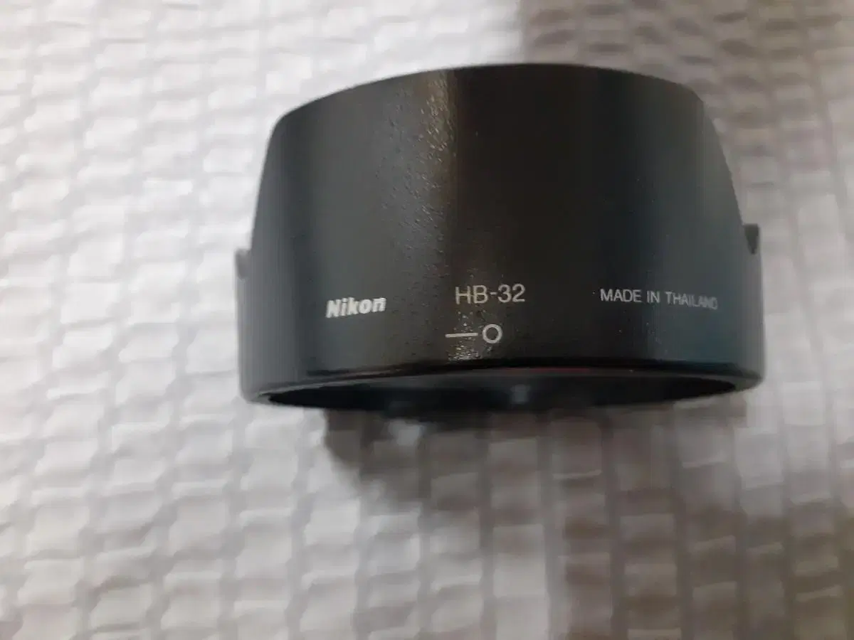 Nikon Hood HB-32