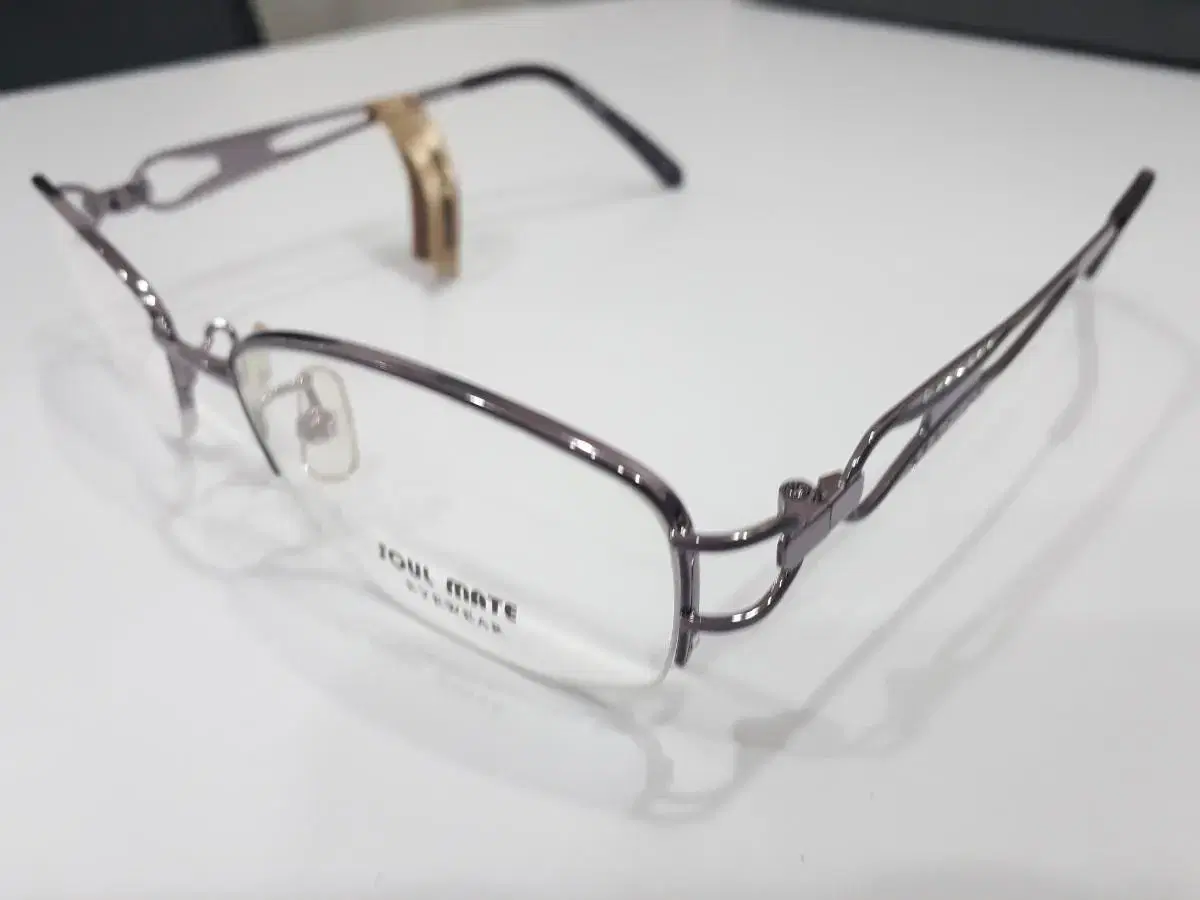 Women's middle-aged light domestic high-end eyeglass frame U5171.53*17*135 Medium size