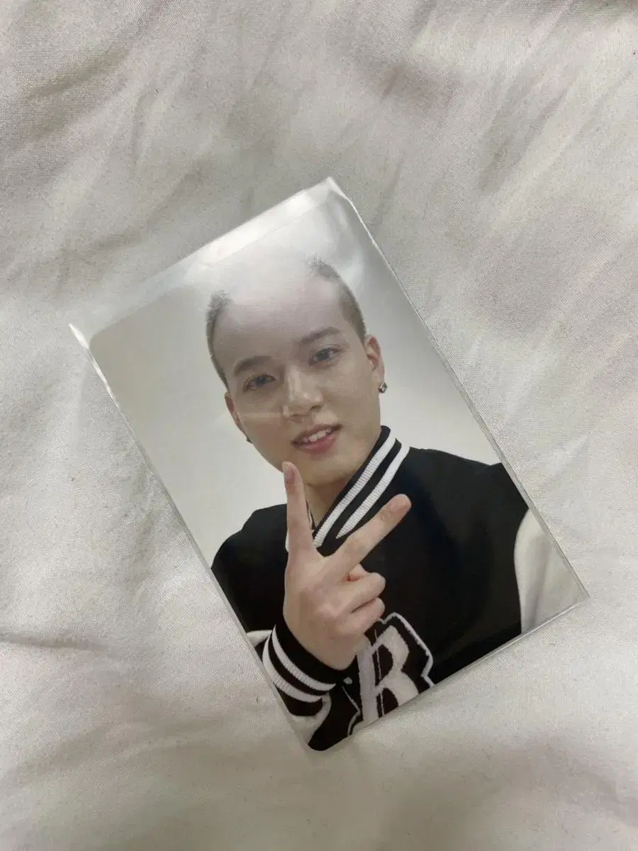 Sources)btob pop up peniel photocard