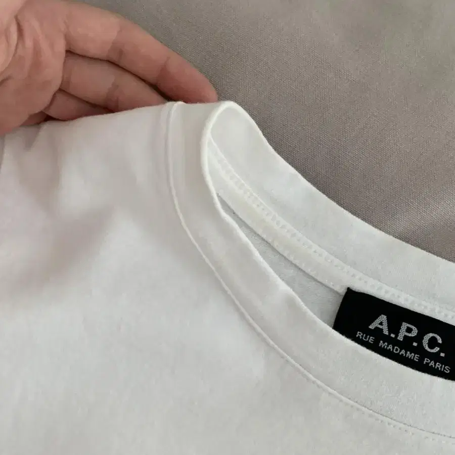 아페쎄 apc 반팔 (여성용)