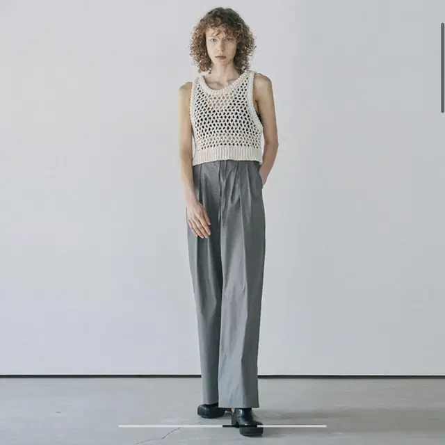 다이애그널 rope knit sleeveless