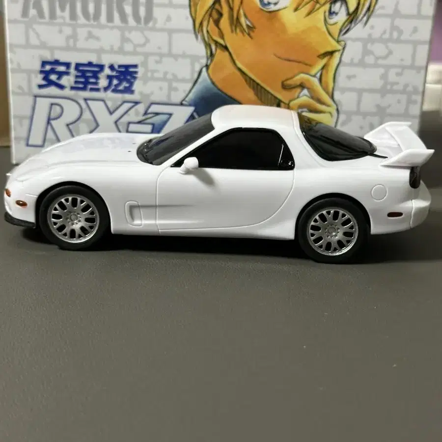 명탐정코난 선데이 한정 아무로 RX7