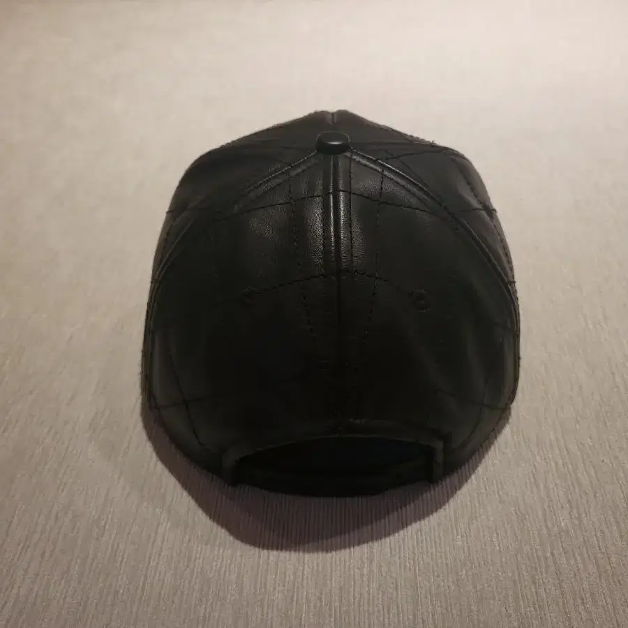 stampd la lamb skin leather snap-back