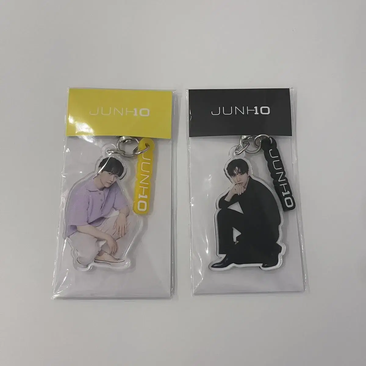 [2 in bulk]2pm junho 10th Anniversary acrylic keyring lee junho Key Holder