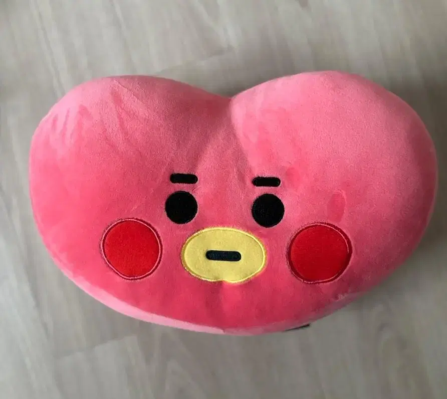 BT21 타타 BABY 얼굴 쿠션