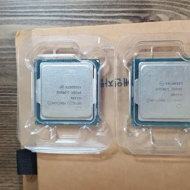 인텔팬티엄 g4400 (cpu)