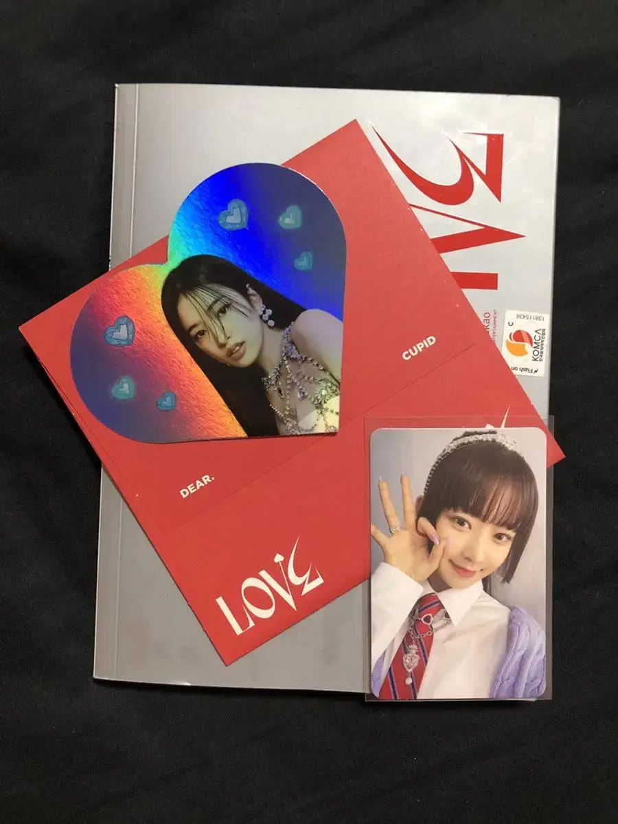 (price drop) ive luv album yujin lay photocard luvdive