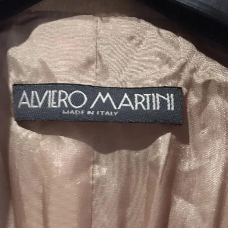 (40)알비에로 마르티니 Alviero Martini 브라운 롱코트