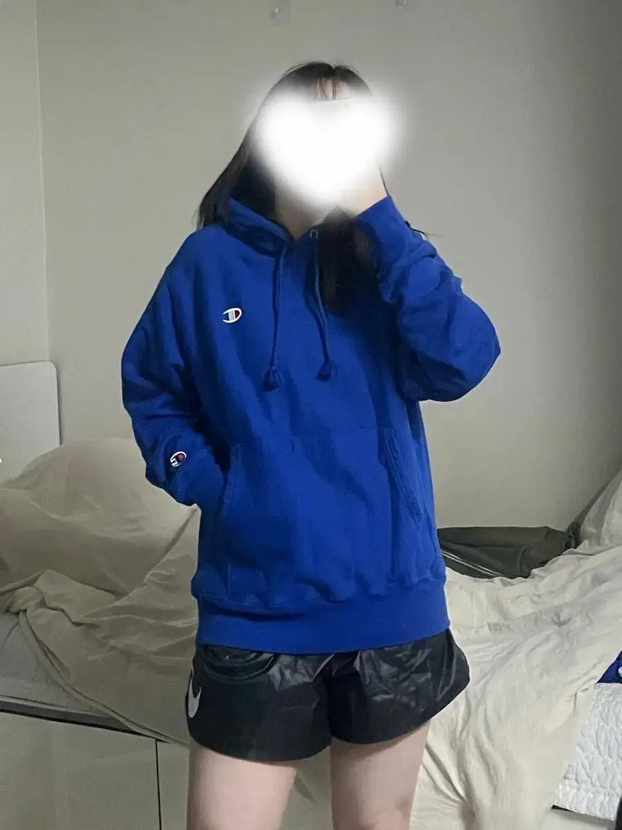 챔피온 리버스위브 블루 후드티