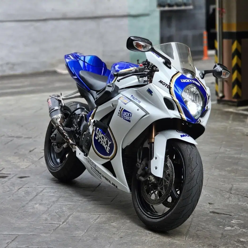 스즈키 GSX-R1000 07년식 판매 합니다.