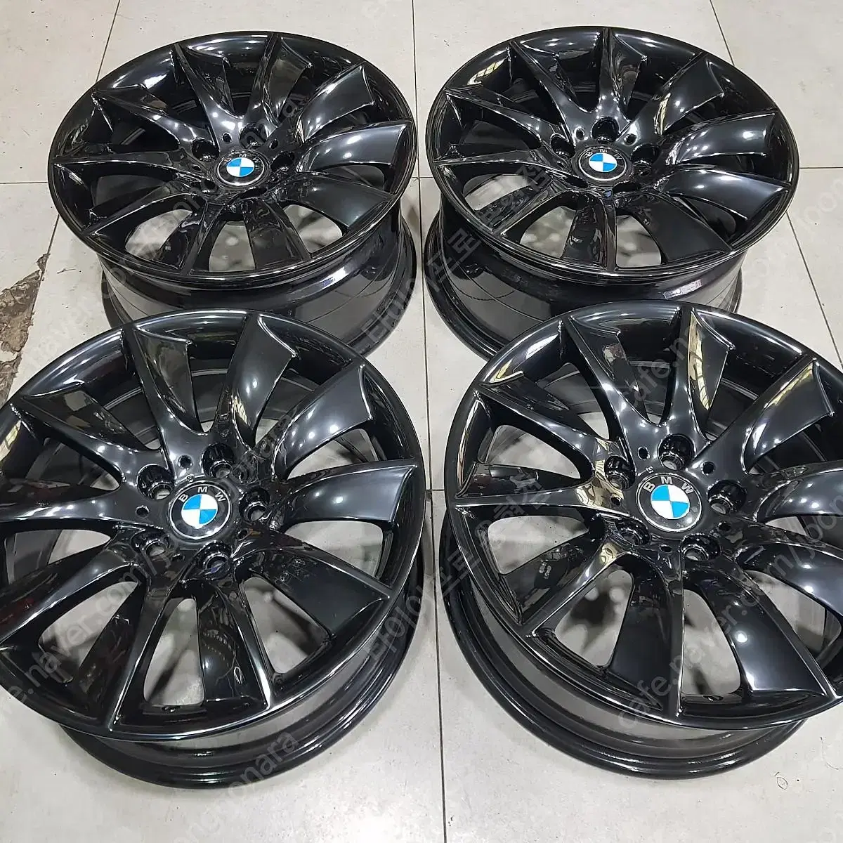 18인치 BMW 528i 터빈 순정 중고 유광블랙 휠 한대분 팝니다