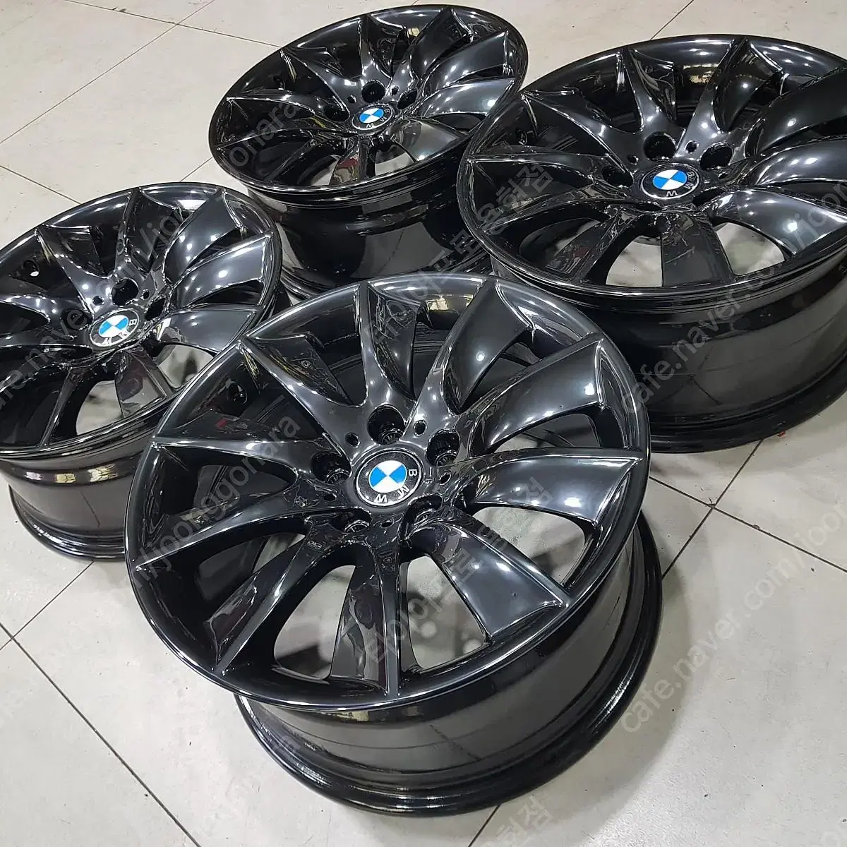 18인치 BMW 528i 터빈 순정 중고 유광블랙 휠 한대분 팝니다