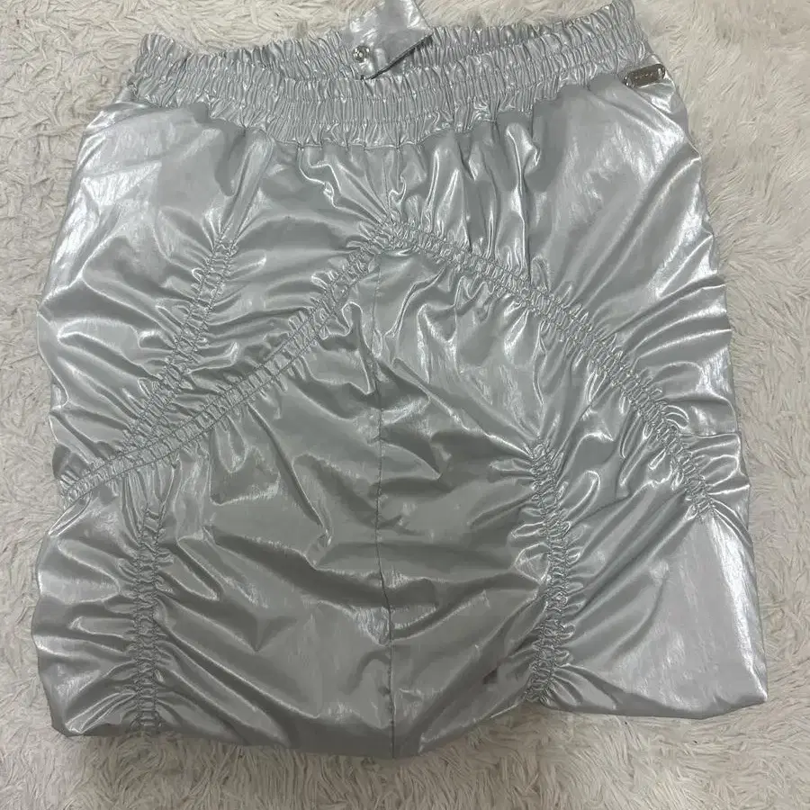 GLARE REVERSIBLE PADDING SKIRT SILVER