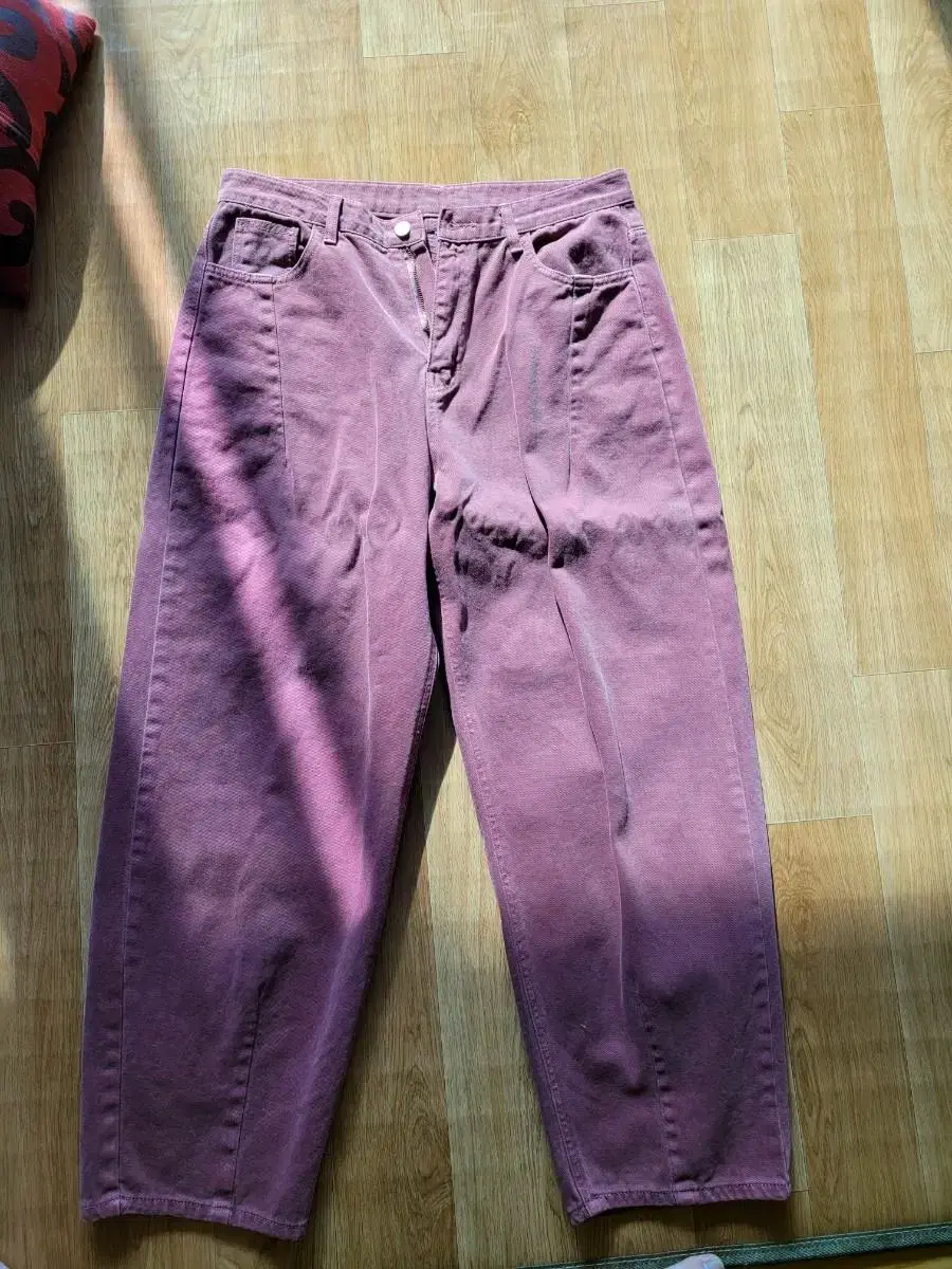 Need-Indeed Cherry Pants