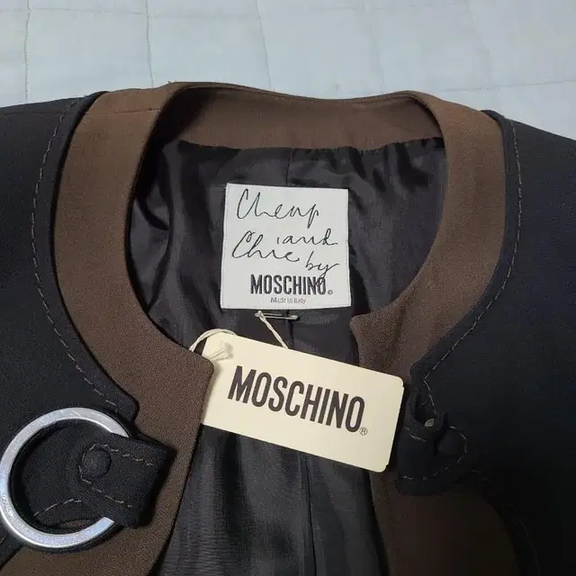 MOSCHINO cheap&chic 숏자켓(미작용)