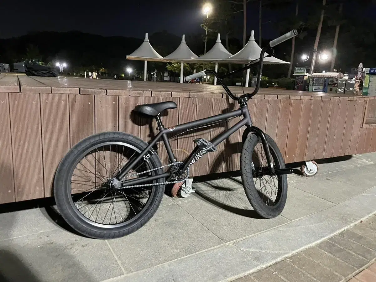 22년식 킨크 갭 XL 블랙퍼플 bmx 판매,대차(로드만)