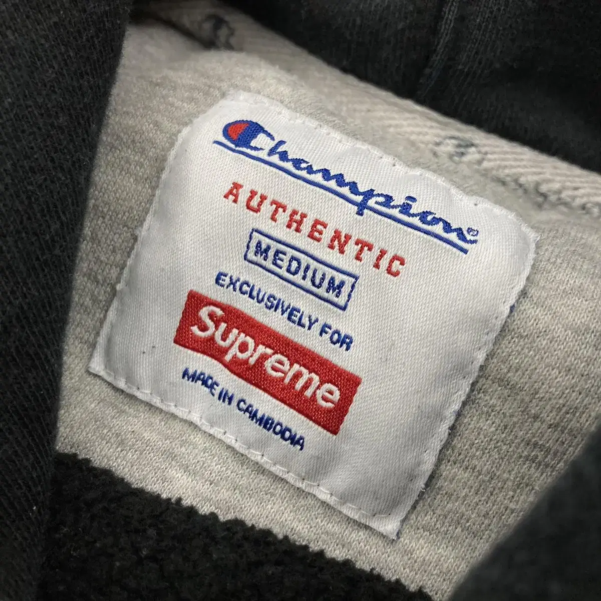 [M] SUPREME X CHAMPION 16FW 블랙 헤비 후드티