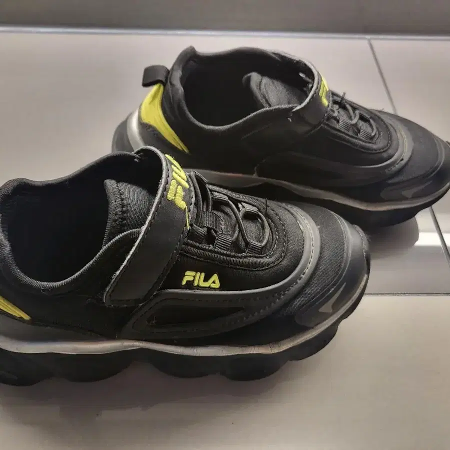 FILA 키즈 운동화 200