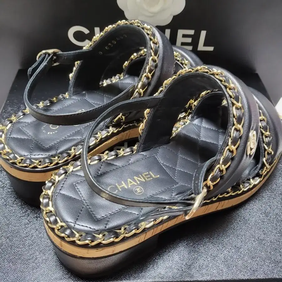 (Chanel) 샤넬 블랙 샌들 36 size