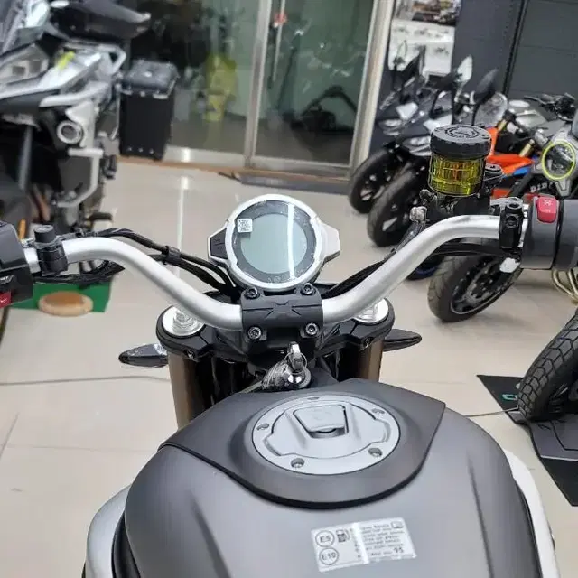 cfmoto CLX700