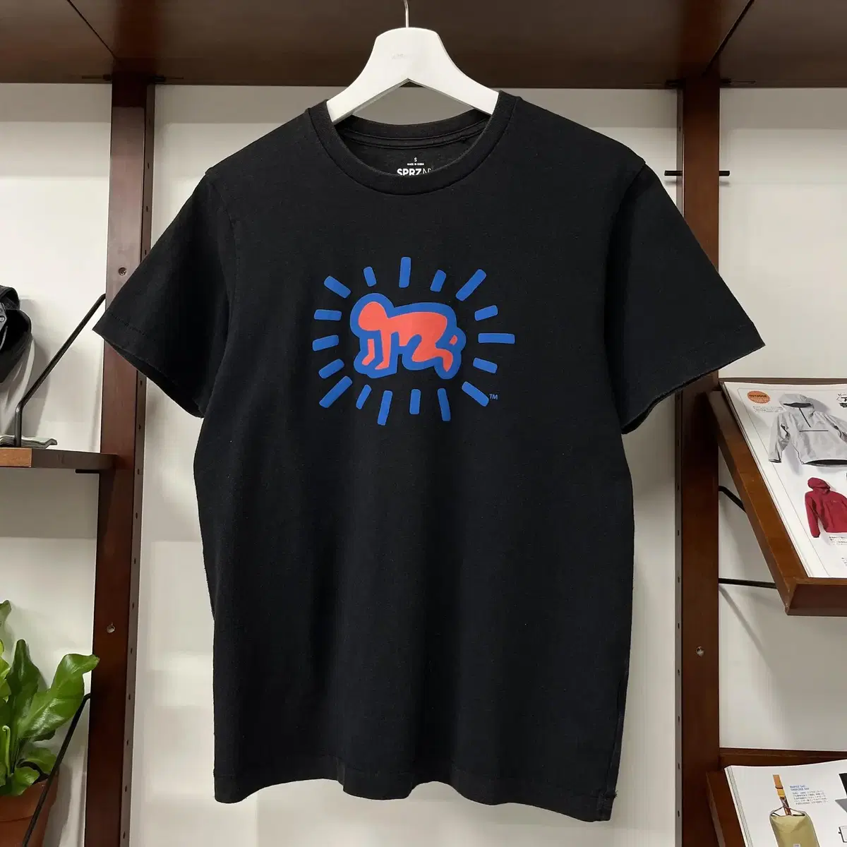 UNIQLO x KEITH HARING T-shirt ( 수소봉제 )