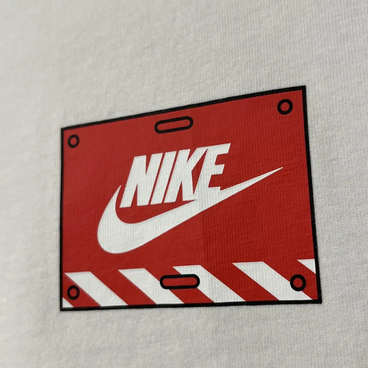 NIKE shoes transformer T-shirt