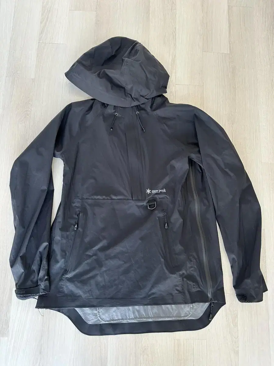 Snow Peak Windbreaker