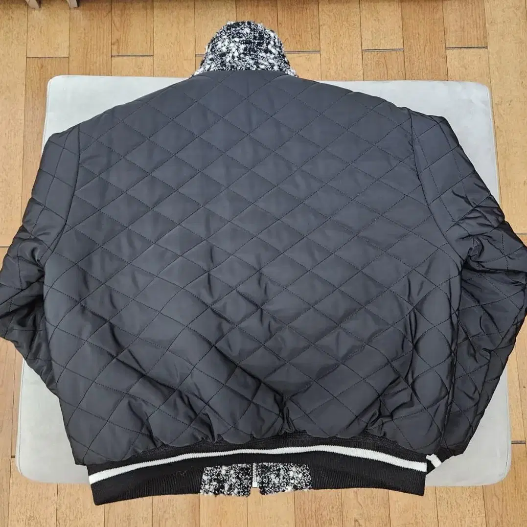 [s] vneckluv quilting bomber(브이넥러브 퀄팅양면)