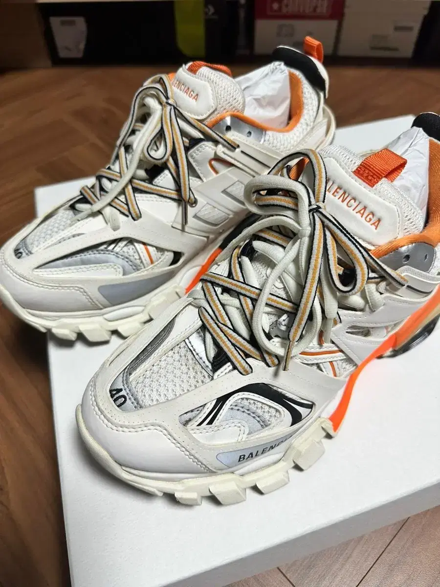 Balenciaga Track Shoes White Zuu 40