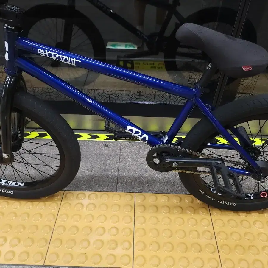 핏바이크 숏컷 V2 trans blue bmx (풀커스텀 상급구성)급쳐