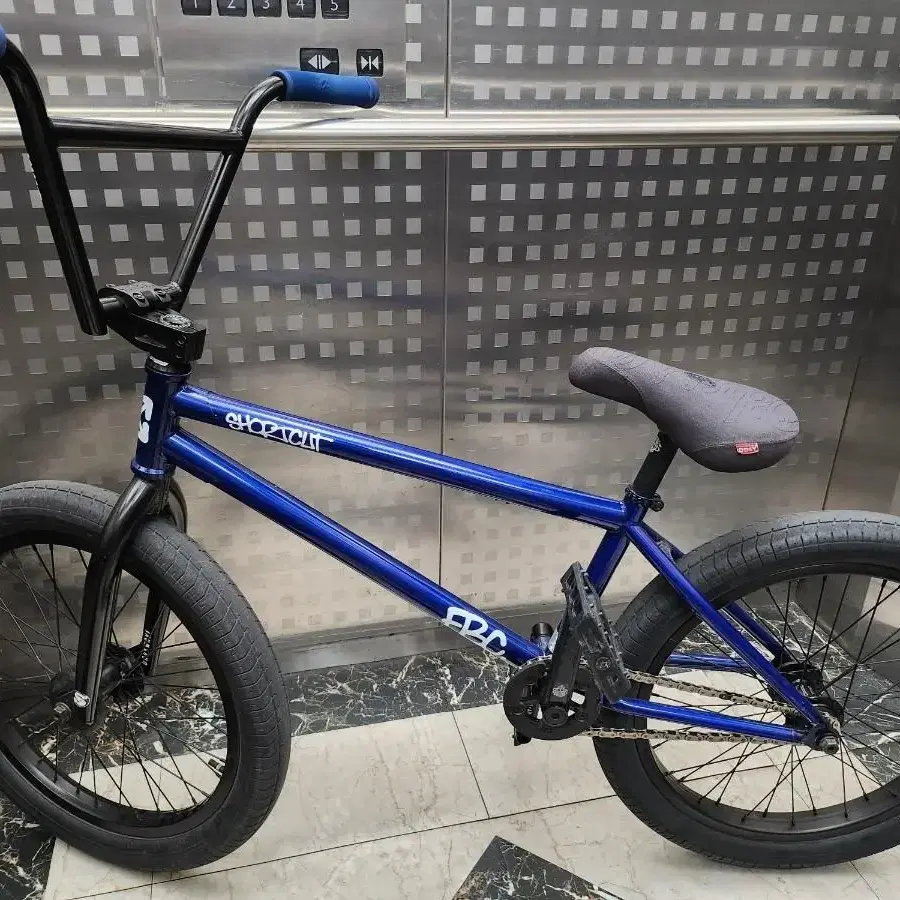 핏바이크 숏컷 V2 trans blue bmx (풀커스텀 상급구성)급쳐