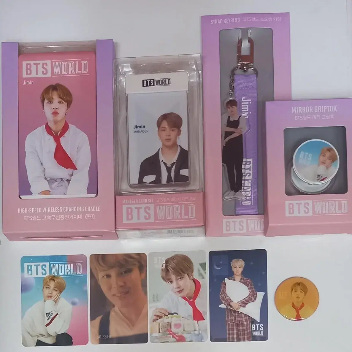 방탄 BTS WORLD 비월 굿즈, 포카 멤버별 분할