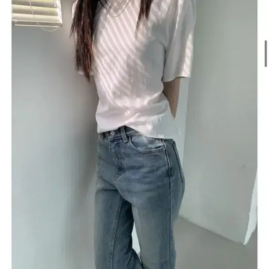 에테블루 백포인트 블라우스 Back point blouse